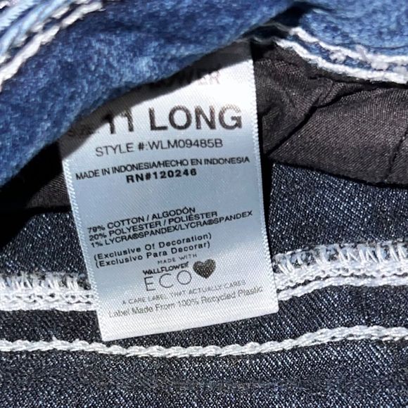 Juniors Wallflower Bootcut Jeans Size 11 Long - Picture 4 of 5